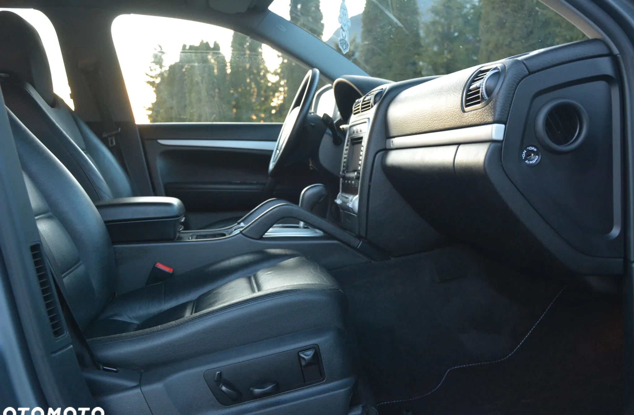 Porsche Cayenne cena 23999 przebieg: 300000, rok produkcji 2005 z Janowiec Wielkopolski małe 466